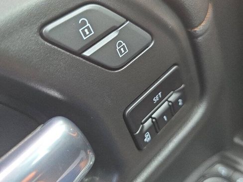 Used 2020 GMC Sierra 1500 AT4 AWD/4WD image 38