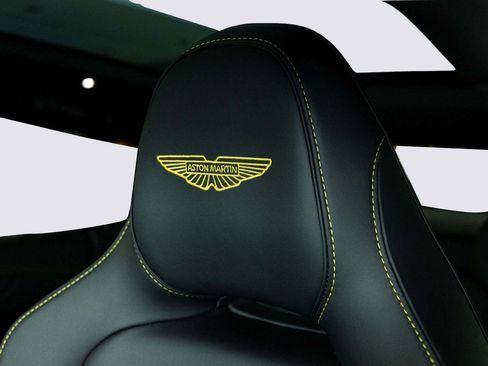 New 2026 Aston Martin DBX 707 image 16