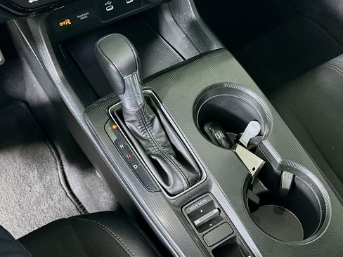 Used 2025 Honda Civic Sport image 25