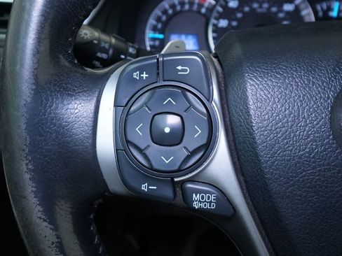 Used 2013 Toyota Camry SE w/ Leather Pkg image 35