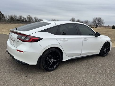 Used 2025 Honda Civic Sport image 6