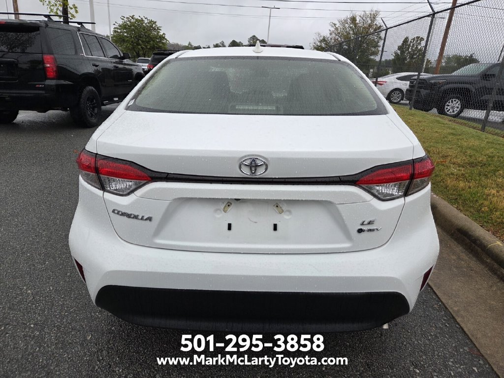 Used 2026 Toyota Corolla LE FWD image 5
