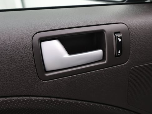 Used 2007 Ford Mustang GT RWD image 36