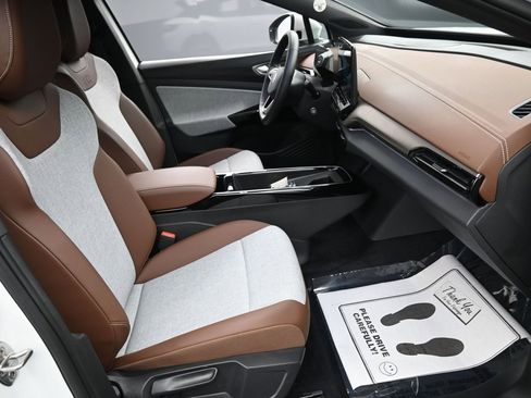 Used 2024 Volkswagen ID.4 2WD image 35