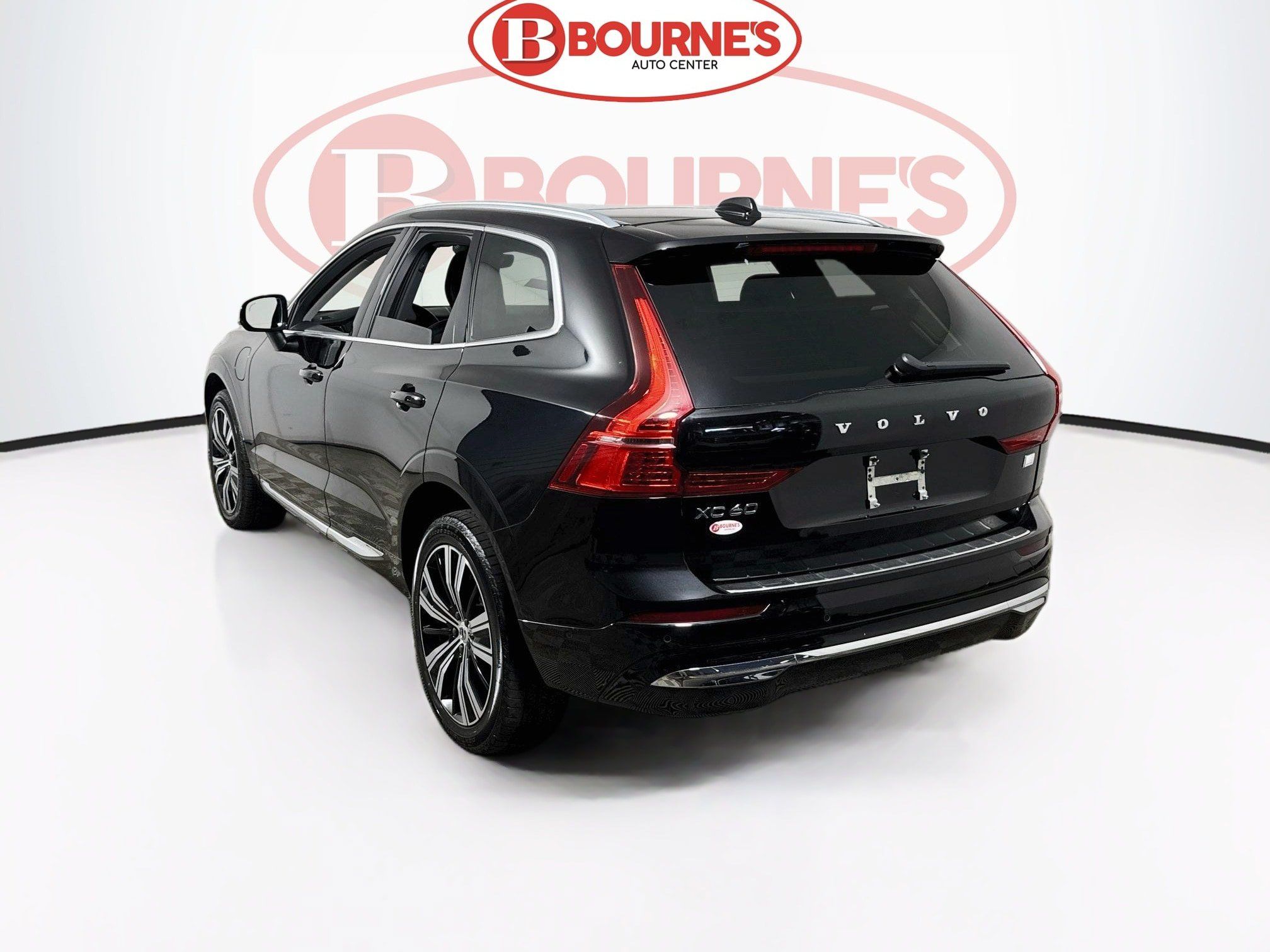 Used 2022 Volvo XC60 T8 Inscription w/ Advanced Package AWD/4WD image 10