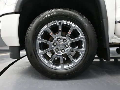 Used 2018 GMC Sierra 1500 Denali AWD/4WD image 18