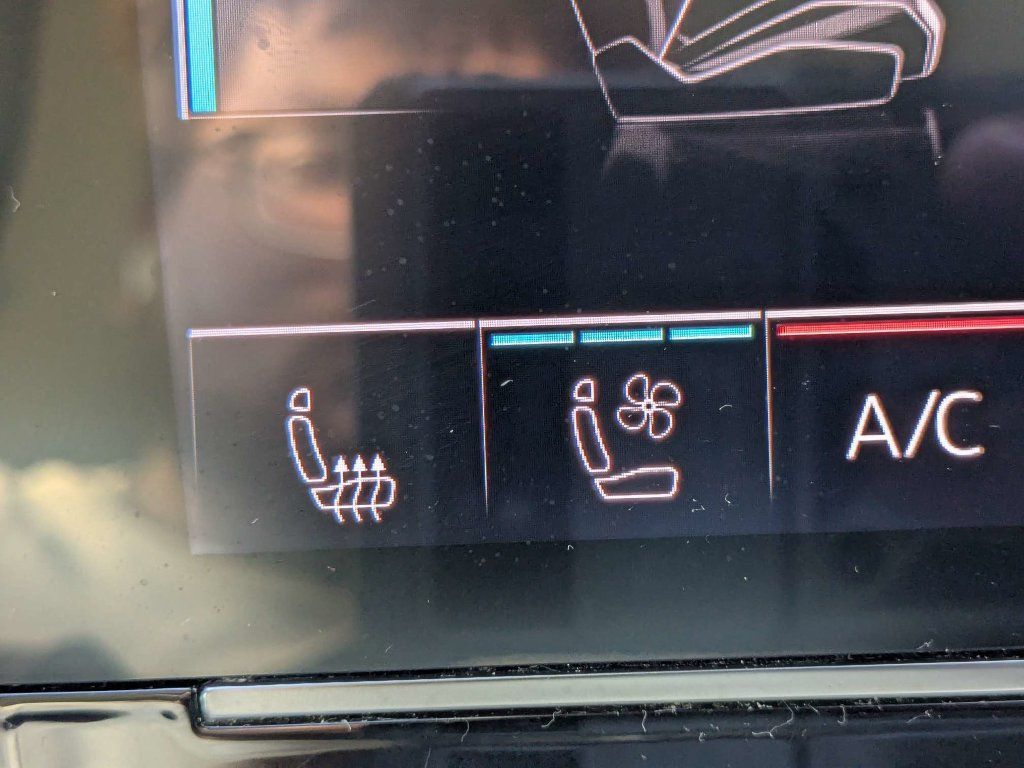 Used 2019 Audi e-tron Premium Plus AWD/4WD image 42