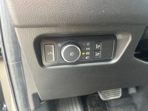 New 2025 Ford Ranger XLT w/ Black Appearance Package image 16