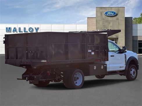 Used 2024 Ford F550 4x4 Regular Cab Super Duty image 2