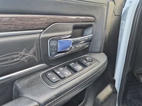 Used 2015 RAM 1500 Laramie Limited AWD/4WD image 10