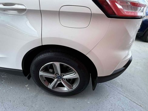 Used 2019 Ford Edge SEL w/ Equipment Group 201A image 42