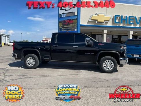 Used 2024 Chevrolet Silverado 2500 LTZ w/ LTZ Plus Package AWD/4WD image 2