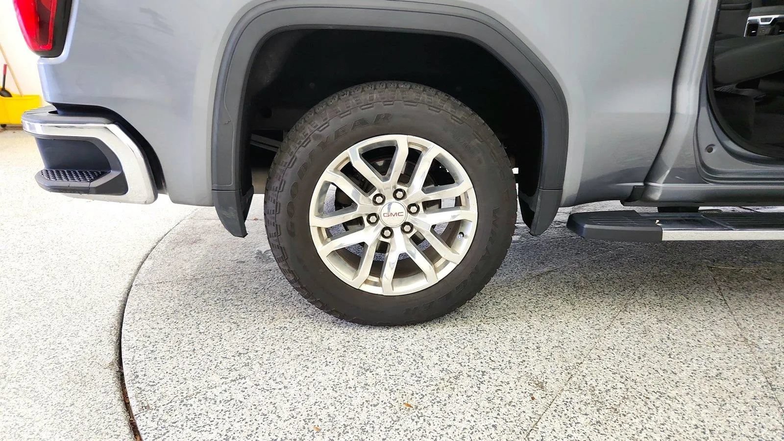 Used 2019 GMC Sierra 1500 SLT w/ SLT Premium Plus Package AWD/4WD image 44