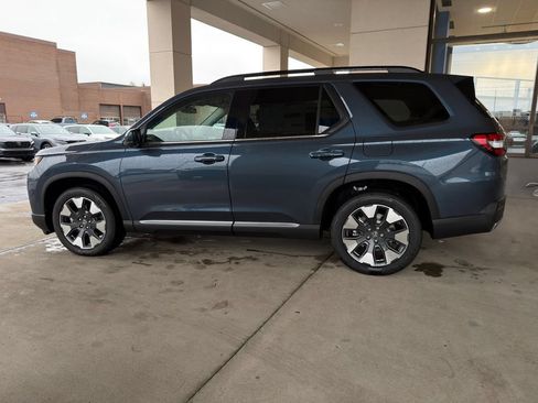 Used 2026 Honda Pilot Elite image 2