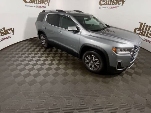 Certified 2023 GMC Acadia SLE w/ Driver Convenience Package image 2