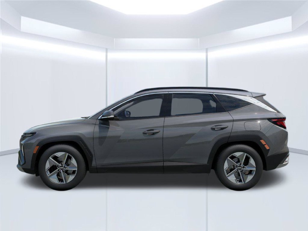 New 2026 Hyundai Tucson SEL w/ Tow & Go Package FWD image 3