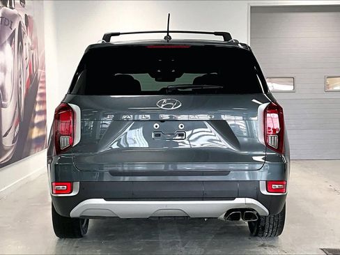 Used 2022 Hyundai Palisade SEL w/ Convenience Package image 5