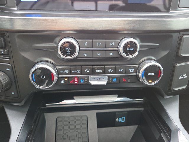 Used 2024 Ford F250 Lariat w/ Lariat Ultimate Package AWD/4WD image 18