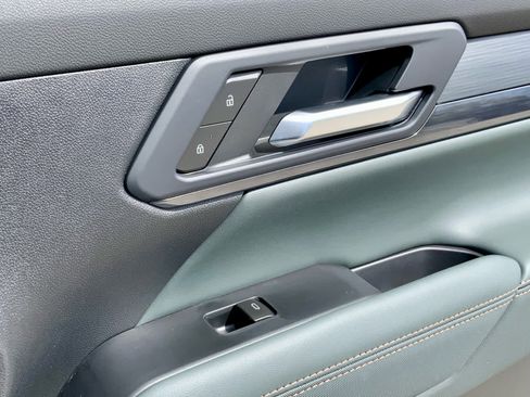 New 2026 GMC Terrain AT4 w/ Technology Package II image 51