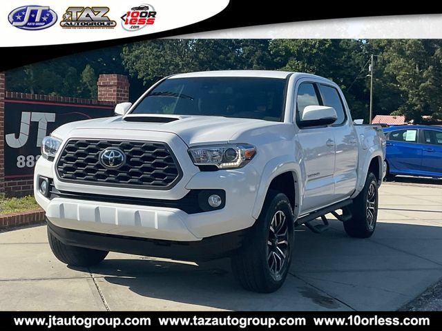 Used 2020 Toyota Tacoma TRD Sport w/ Technology Package RWD image 3