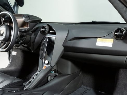 New 2025 McLaren 750S Spider image 19