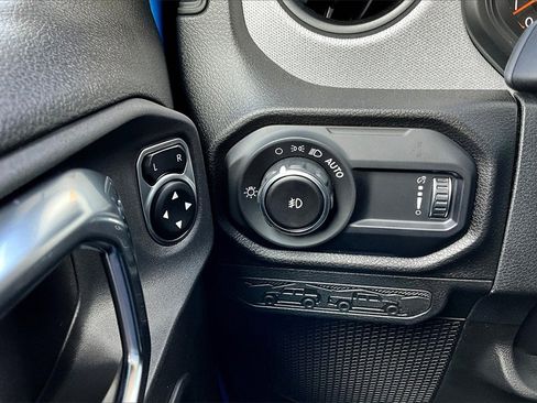 New 2025 Jeep Wrangler Sport S image 27