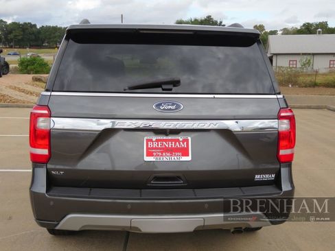 Used 2020 Ford Expedition XLT w/ Equipment Group 202A image 5