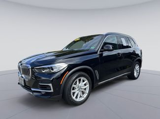 Used 2023 BMW X5 xDrive40i w/ Parking Assistance Package video 1