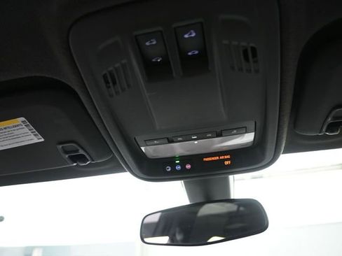 Used 2017 Chevrolet Cruze LT w/ Sun And Sound Package image 12