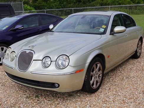 Used 2006 Jaguar S-TYPE 4.2 RWD image 1