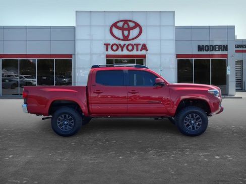 Used 2021 Toyota Tacoma SR5 image 7