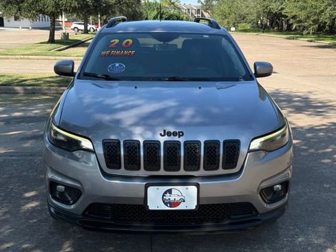 Used 2020 Jeep Cherokee Latitude Plus image 8