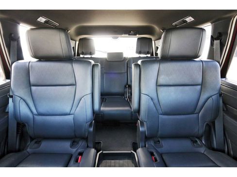 Used 2025 Toyota Sequoia Platinum image 9