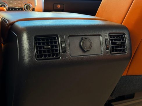 Used 2021 Toyota Tundra Platinum AWD/4WD image 28
