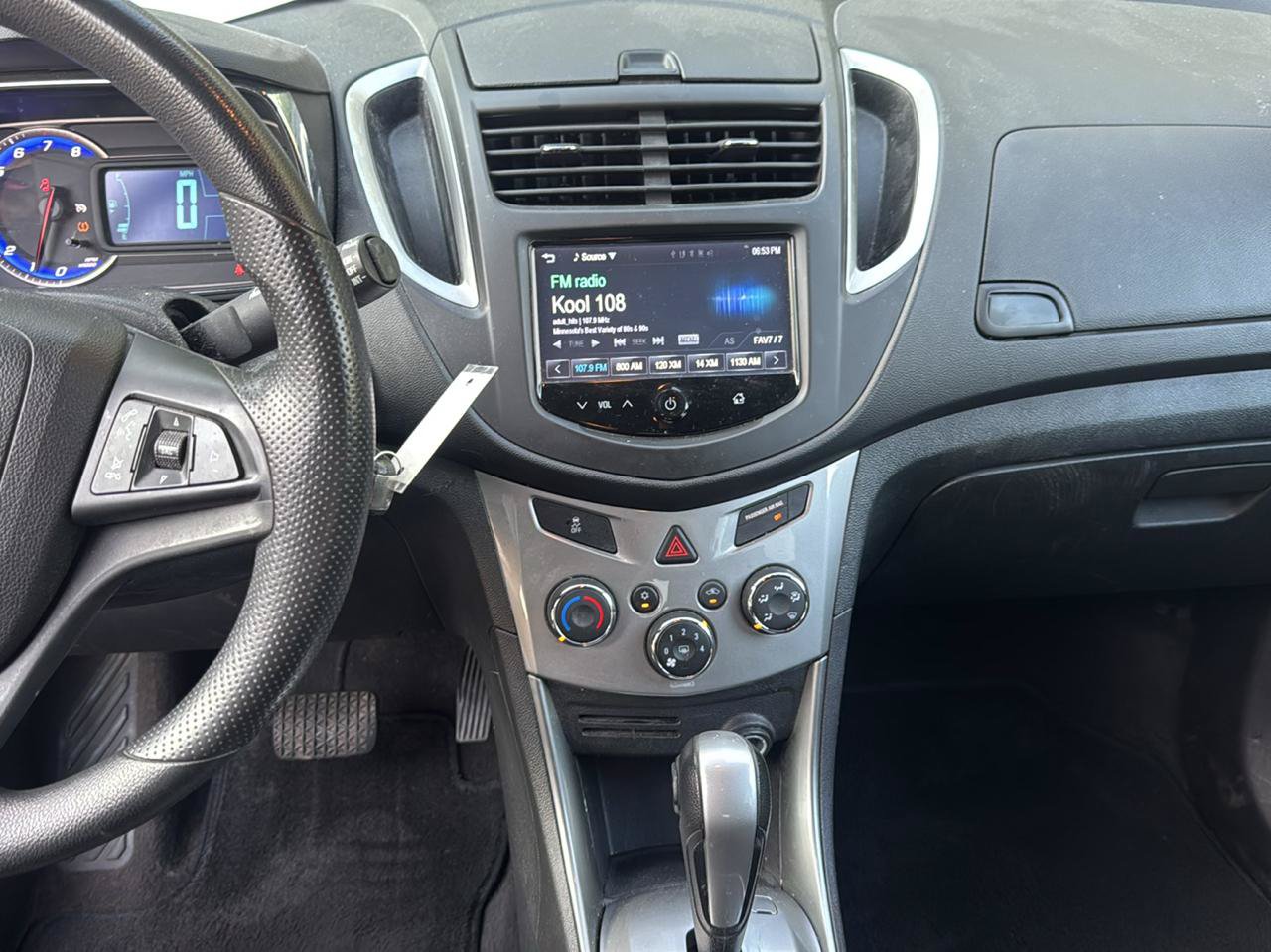 Used 2016 Chevrolet Trax LT w/ LPO, Protection Package FWD image 10