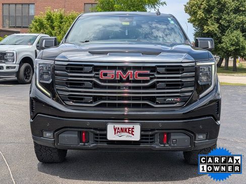 Used 2023 GMC Sierra 1500 AT4 AWD/4WD image 9