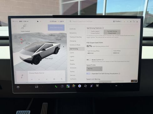 Used 2024 Tesla Cybertruck AWD Crew Cab image 22