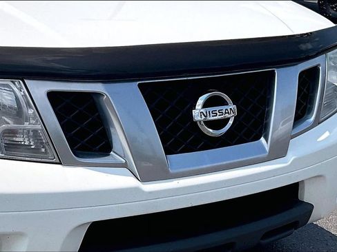 Used 2020 Nissan Frontier SV RWD image 34