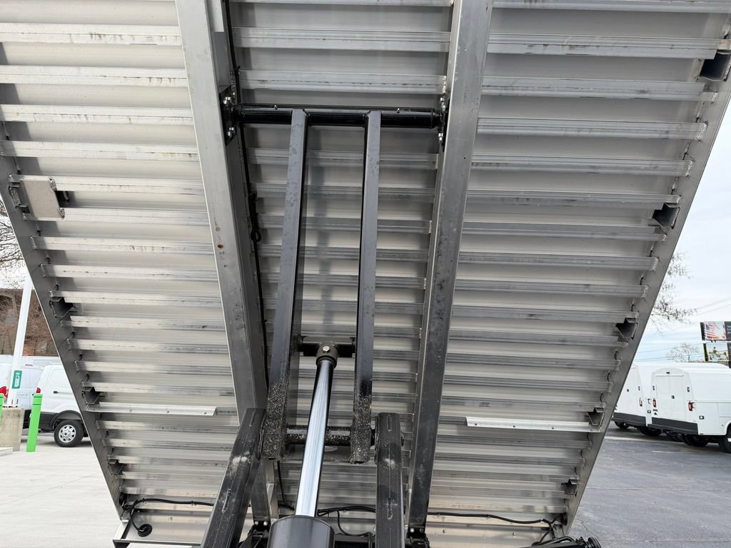 New 2024 Ford F550 4x4 Regular Cab Super Duty image 41