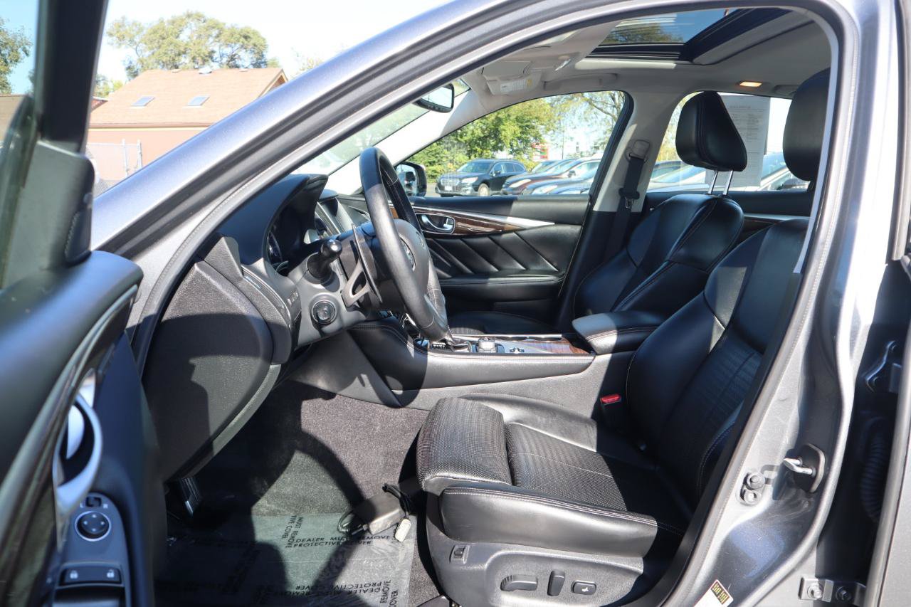 Used 2015 INFINITI Q50 AWD w/ Technology Package image 17