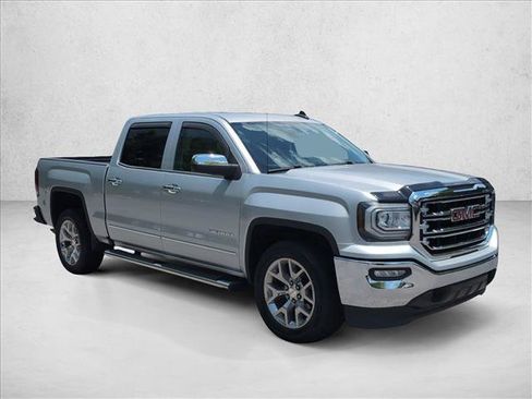 Used 2018 GMC Sierra 1500 SLT w/ SLT Premium Package RWD image 3
