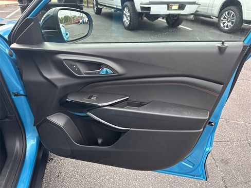 Used 2025 Chevrolet Trax RS w/ Driver Confidence Package image 15