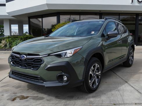 Used 2026 Subaru Crosstrek 2.0i Premium AWD/4WD image 4