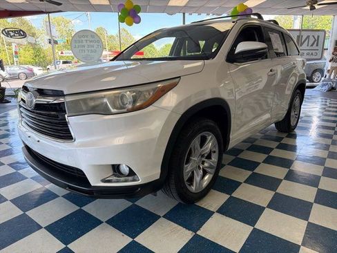 Used 2015 Toyota Highlander Limited Platinum image 3