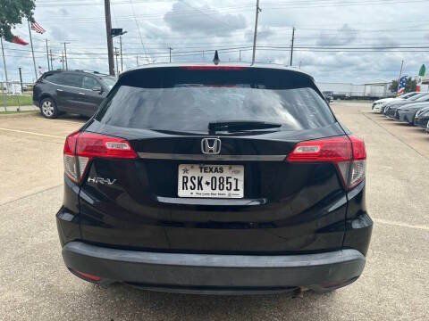 Used 2019 Honda HR-V LX image 6