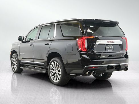 Used 2021 GMC Yukon Denali w/ Denali Premium Package AWD/4WD image 3
