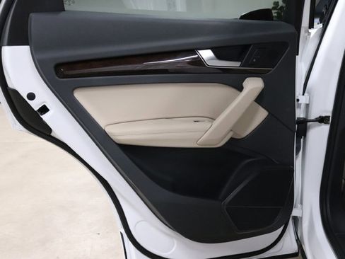 Used 2020 Audi Q5 2.0T Premium Plus w/ Premium Plus Package image 21