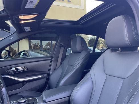 Used 2023 BMW M340i w/ Premium Package image 6