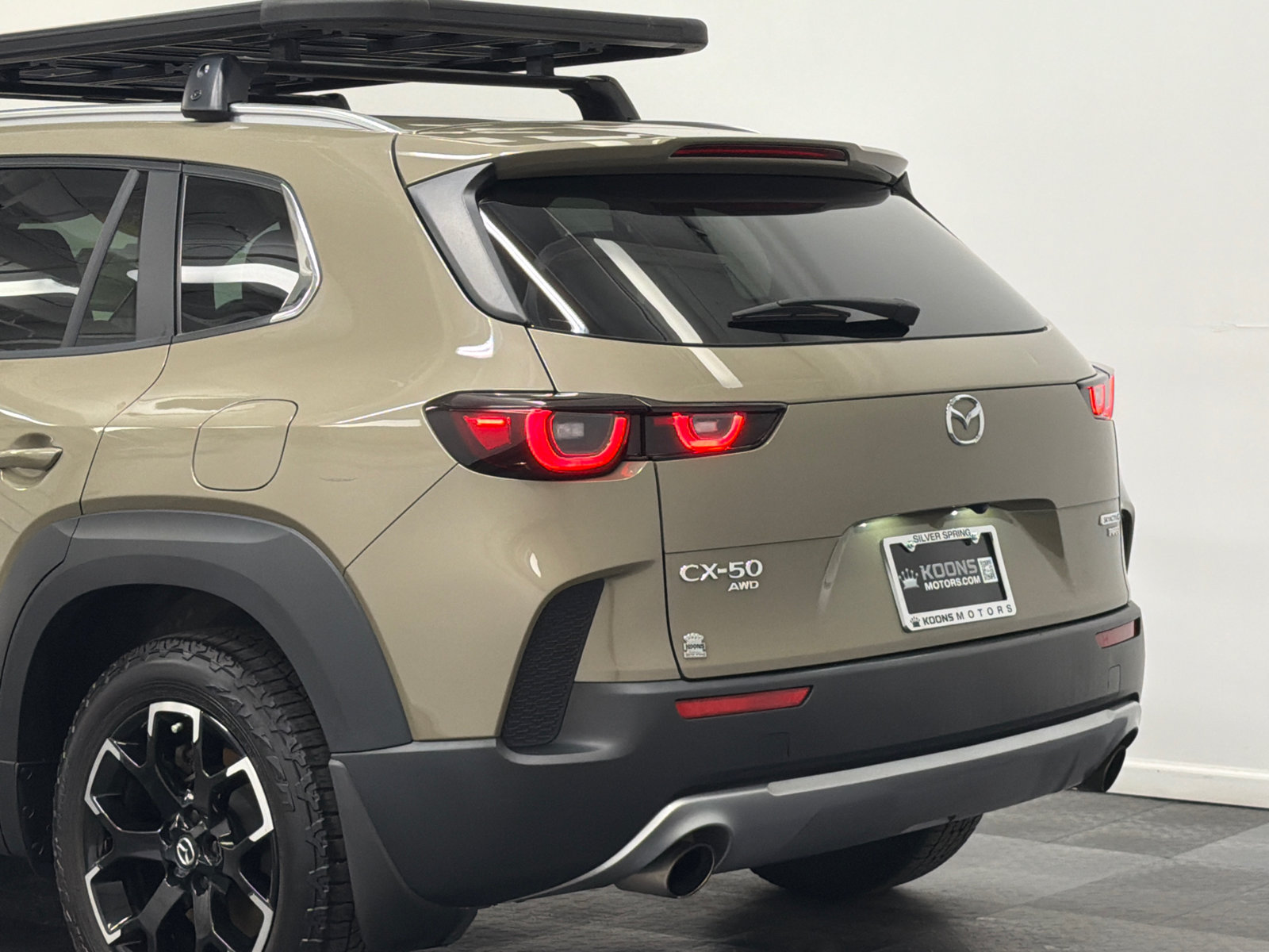 Used 2023 MAZDA CX-50 Meridian Edition w/ Apex Package AWD/4WD image 7