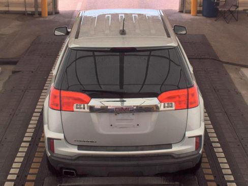 Used 2016 GMC Terrain SLE FWD image 5